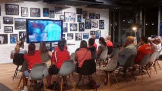 Einladung zur UEFA Women s Euro 2025 – Schweiz gegen Norwegen im Rooftop der CM Informatik AG in Schwerzenbach